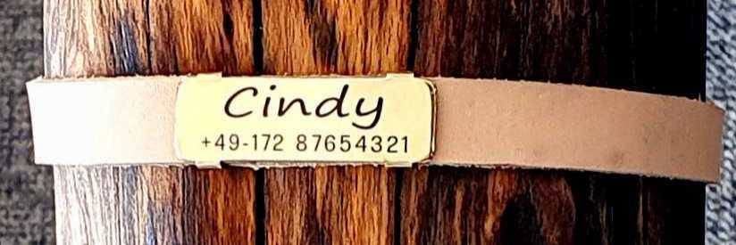 Messing-Plakette für Lederhalsbänder mit Breite 13-16 mm, 17,50 €.